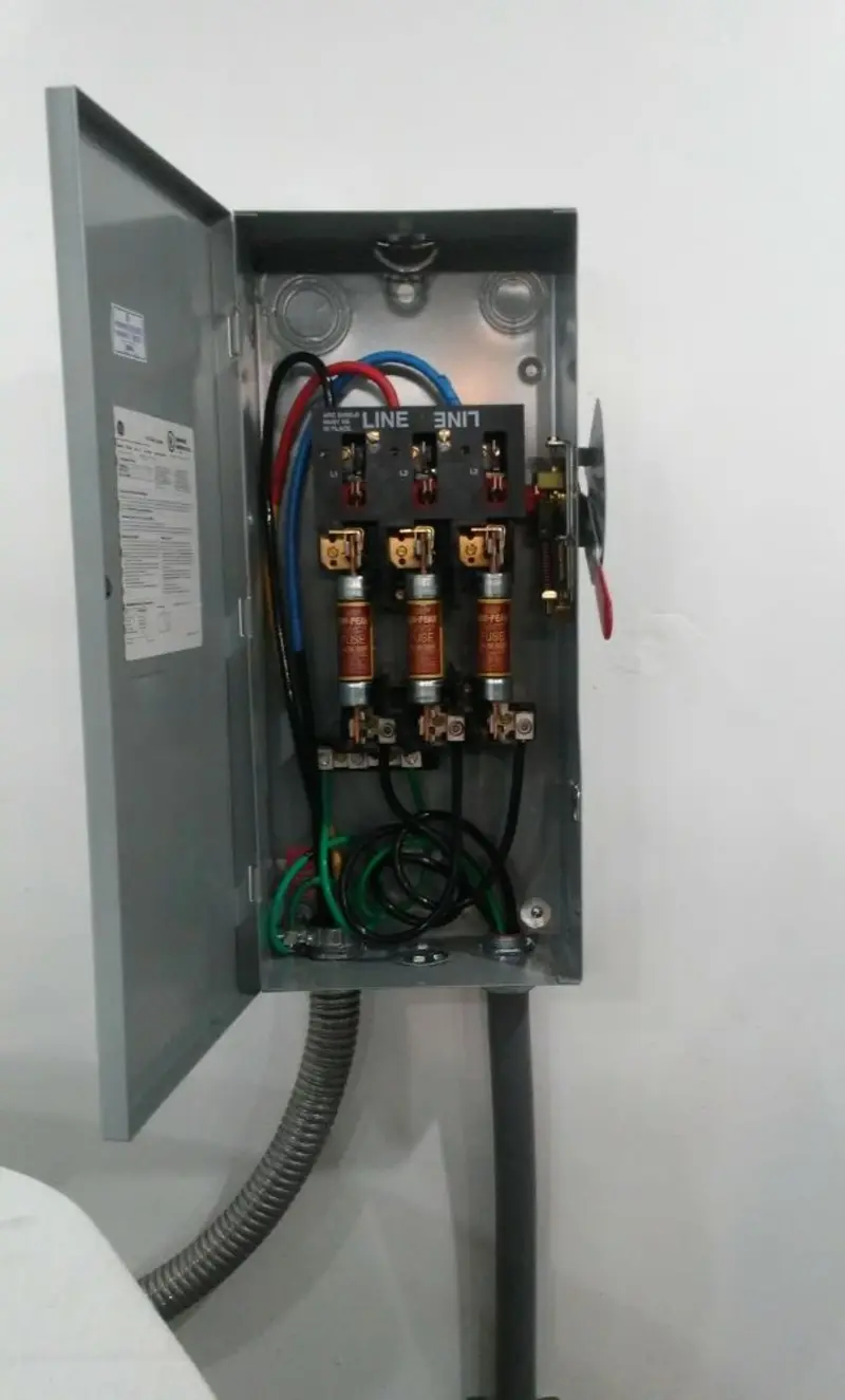 Three-phase disconnect switch installed for Electrical Wiring & Rewiring in Roeland Park